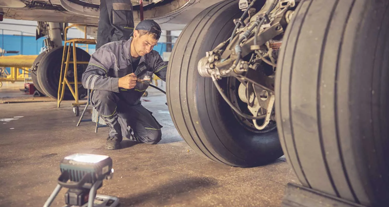 Вывоз частей авиационной техники