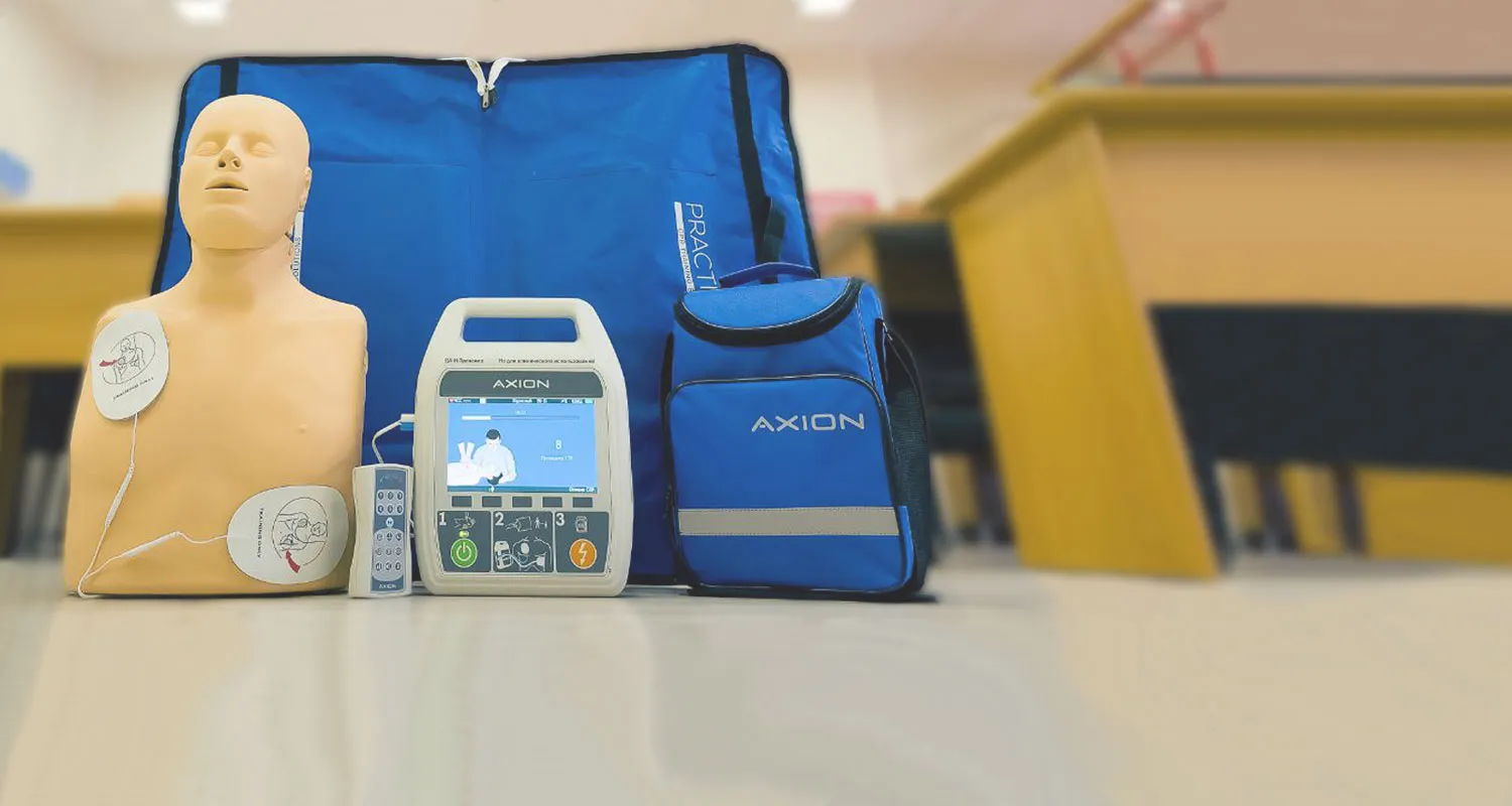 Автоматический наружный дефибриллятор-тренажер ДА-Н-Т-01 «Аксион».