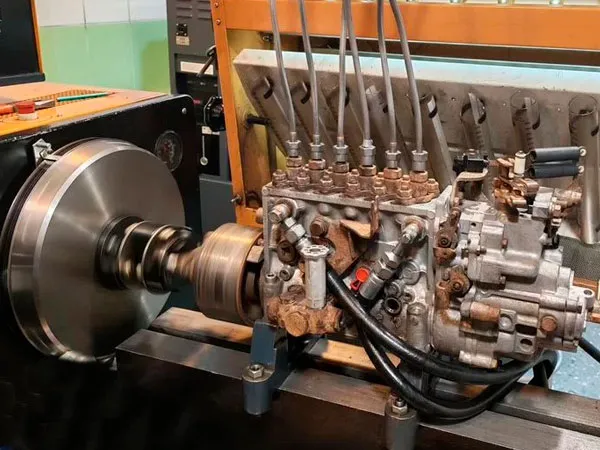 18552 Слесарь по топливной аппаратуре