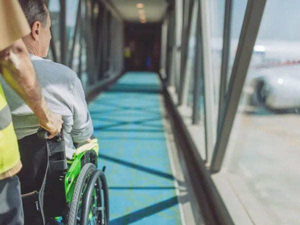 Обучение сопровождению инвалидов и лиц с ограниченными возможностями здоровья на воздушном транспорте – курсы